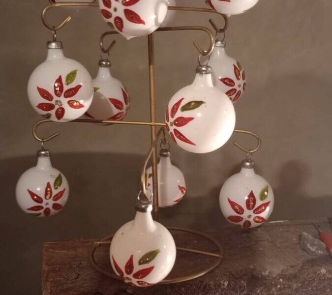 Esferas y artículos navideños Ramírez García